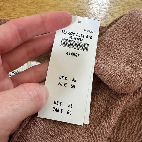 Abercrombie & Fitch Cropped Terry Button Front Shirt in Tan - Picture 3 of 4